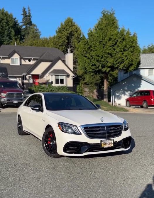 Mercedes exterior detail