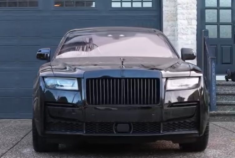 Rolls Royce Phantom exterior